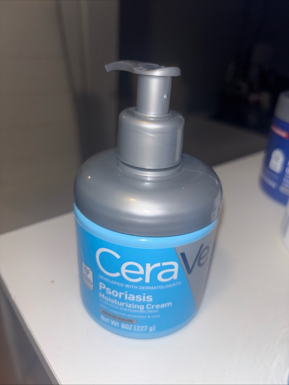 rave Moisturizing Cream - Blue & Silver Pump Bottle